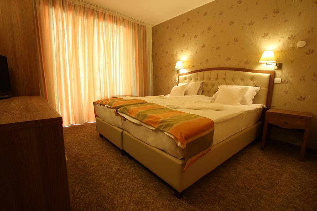 Hotel Crisalpin بويانا براسوف المظهر الخارجي الصورة